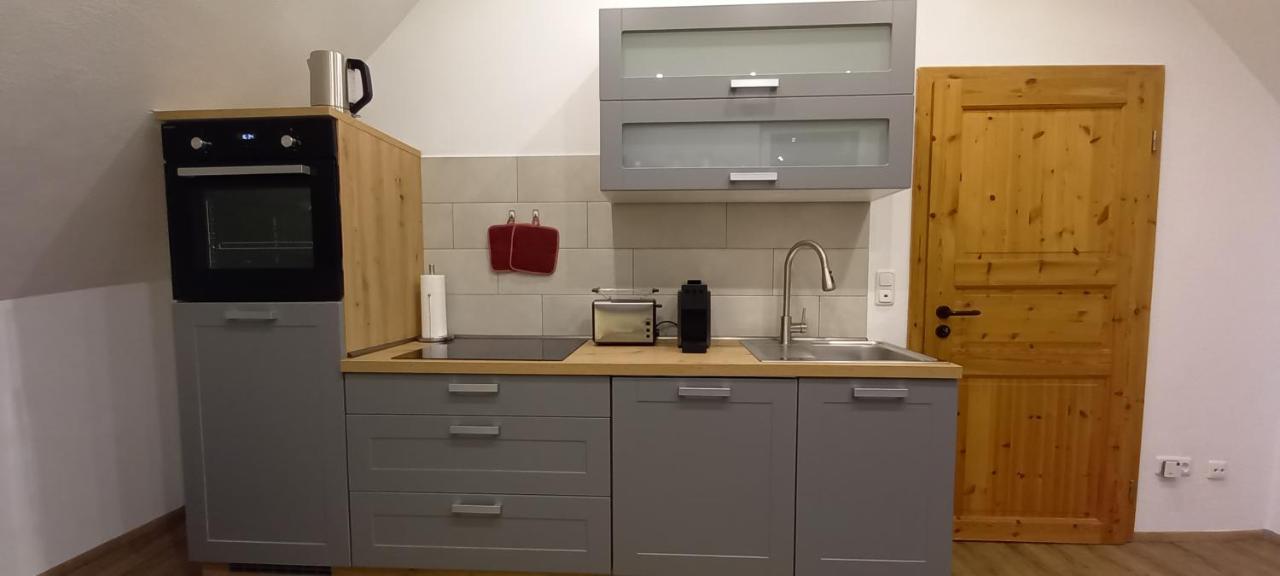 Kleine, Gemuetliche Dachgeschosswohnung Laudenbach  Luaran gambar